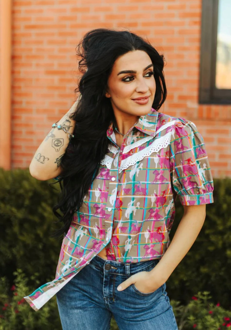 Grid button up