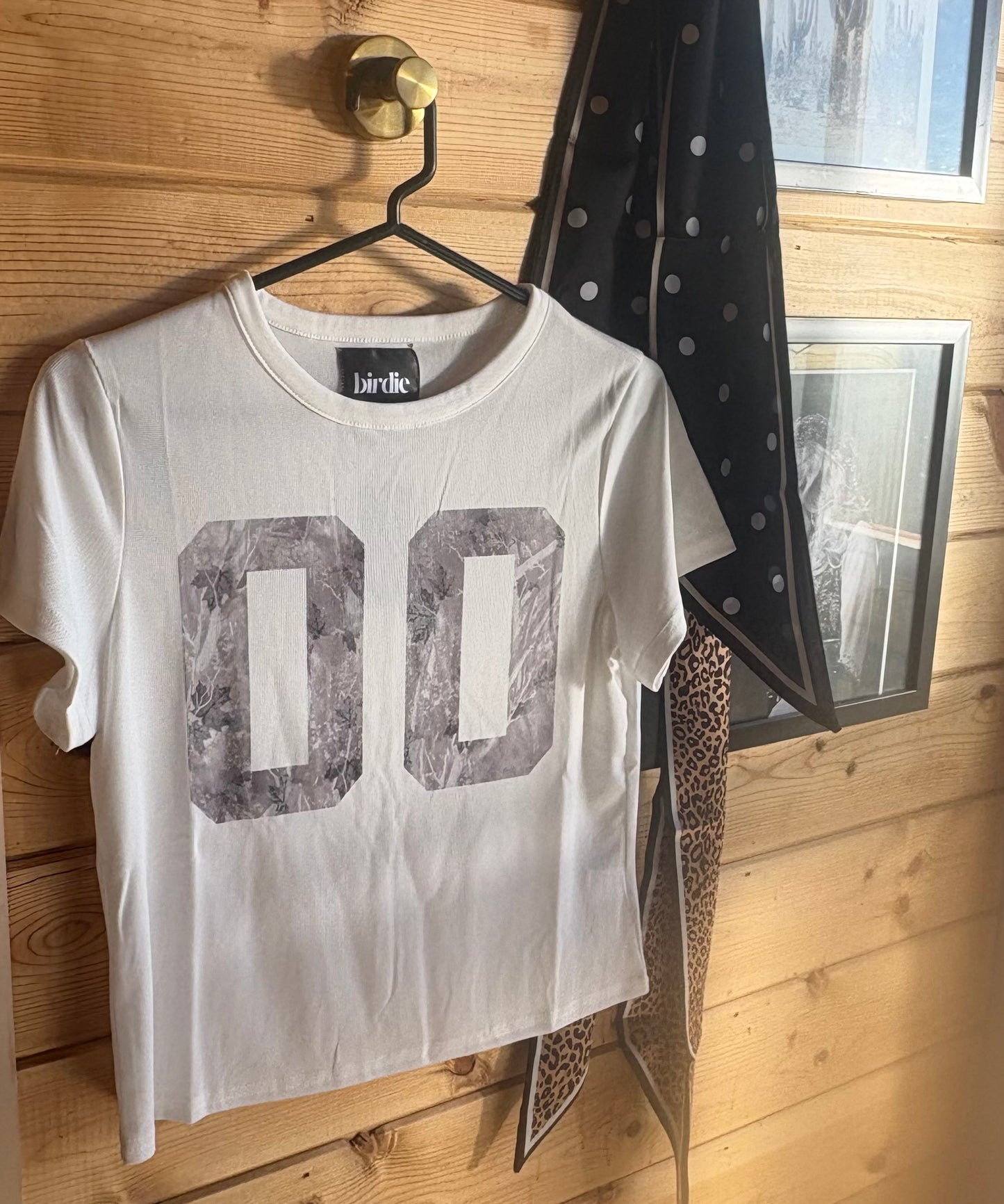 Tee