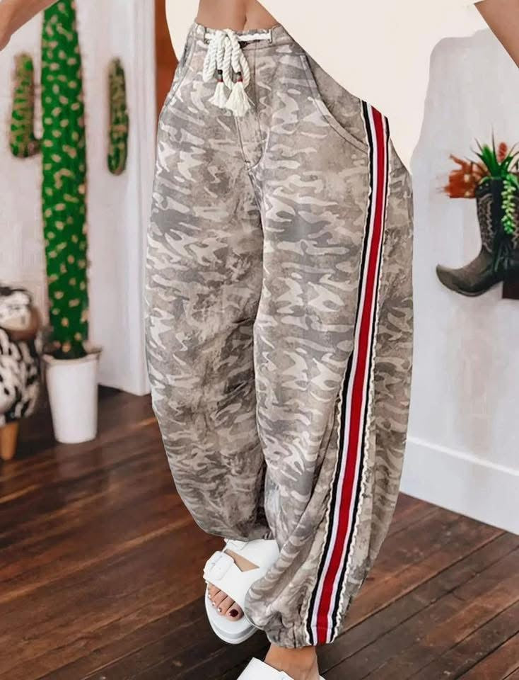 Camo pants